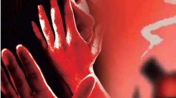تیزاب گردی کا شکار کوئٹہ کی خاتون ڈاکٹر کراچی میں زیرِ علاج