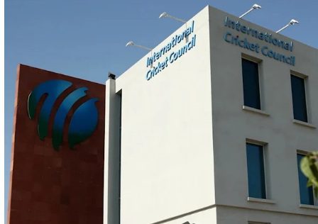  لارڈز کرکٹ گراؤنڈ  اور قذافی اسٹیڈیم لاہور  کی پچز غیر تسلی بخش قرار
