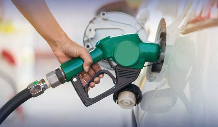 ایک چیز سستی تو دوسری مہنگی، اوگرا کے نئے فیصلے نے عوام کے ہوش اڑا دیے
