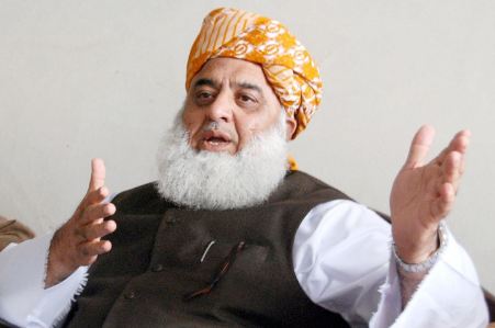 مولانا فضل الرحمان کا معافی مانگنے سے صاف انکار، جے یو آئی نے حکومت کو کرارا جواب دے دیا