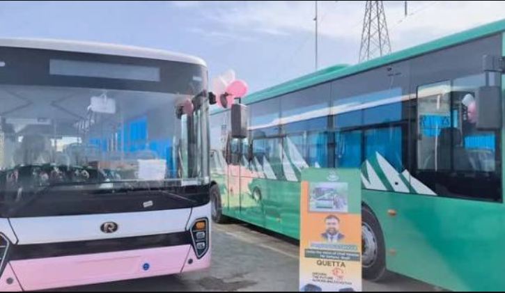 پنک اور گرین بس کے مسافروں کے لیے زبردست تحفہ