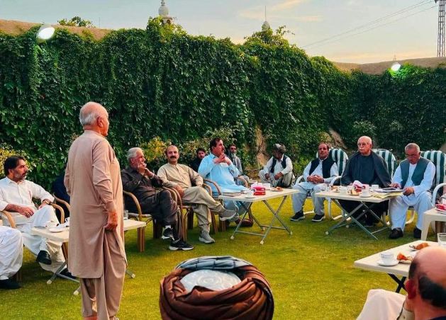 بڑا دھماکا خیز اعلان قریب، پشتونخوا میپ کی اعلیٰ قیادت کی اہم ترین بیٹھک، فیصلے منظر عام پر