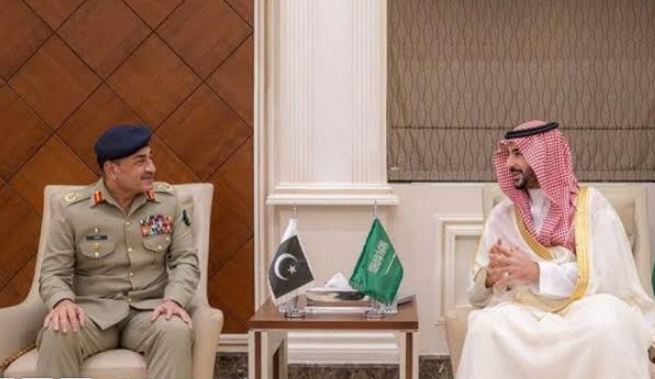 فیلڈ مارشل اور وزیراعظم کا ہنگامی خط، مکہ دفاعی معاہدے پر ایران کا اچانک کیا ردِعمل سامنے آ گیا؟