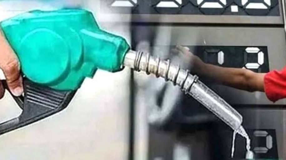 مہنگائی کا نیا طوفان، پیٹرول بم گر گیا، جانیں نئی قیمتیں جو آپ کو دنگ کر دیں گی