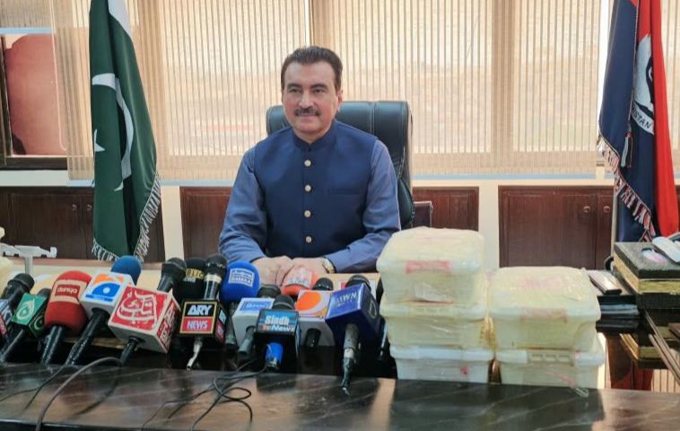 گڈانی میں تاریخ کی سب سے بڑی کارروائی، 74 ارب روپے کی آئس پکڑی گئی