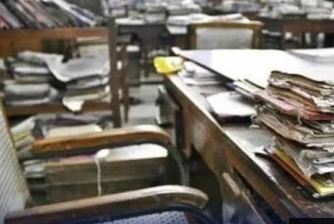 نوکریوں کی تلاش میں بیٹھے نوجوانوں کی موجیں لگ گئیں