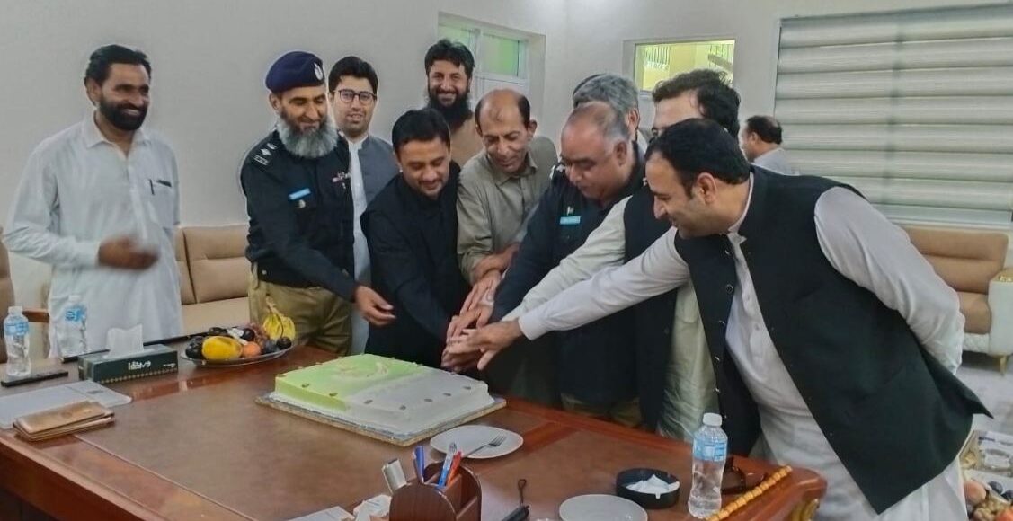 بارکھان اور رکھنی میں 79واں یومِ آزادی شاندار انداز میں منایا گیا؛ قومی پرچم کشائی اور شجرکاری مہم کا آغاز